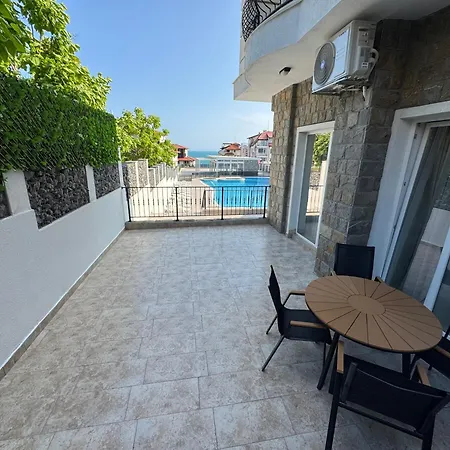 Grand Luxury With Sea View Apartment Sweti Wlas